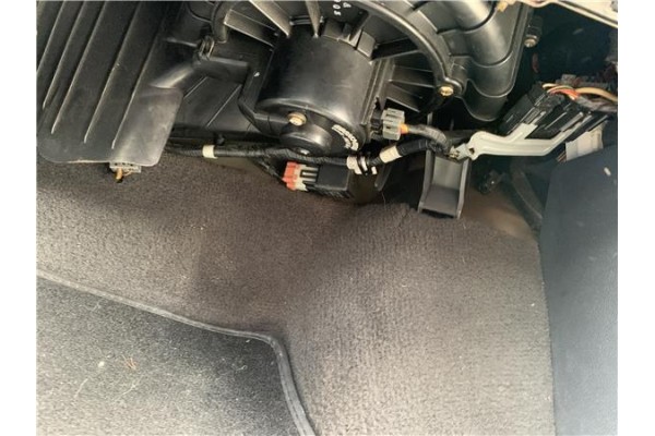 Recambio de motor calefaccion para kia sportage (km) 2.0 crdi referencia OEM IAM 971132E200 9,71E+305 