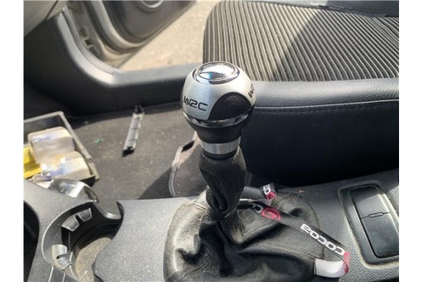 Recambio de palanca de cambio para kia sportage (km) 2.0 crdi referencia OEM IAM 437001F100  