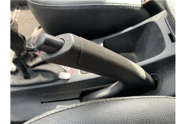 Recambio de palanca freno de mano para kia sportage (km) 2.0 crdi referencia OEM IAM 597101F000  