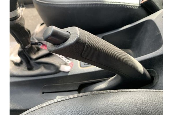 Recambio de palanca freno de mano para kia sportage (km) 2.0 crdi referencia OEM IAM 597101F000  
