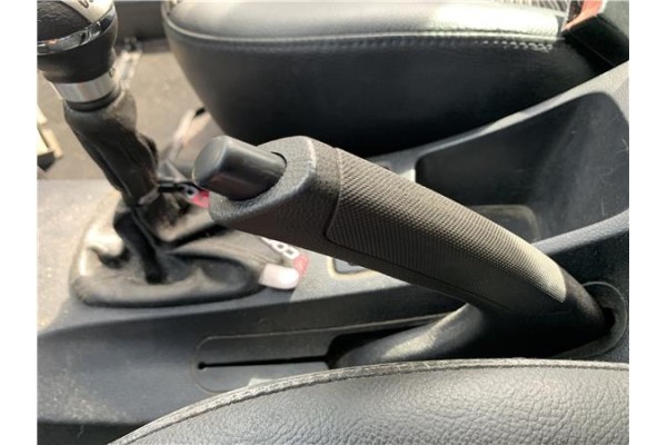 Recambio de palanca freno de mano para kia sportage (km) 2.0 crdi referencia OEM IAM 597101F000  