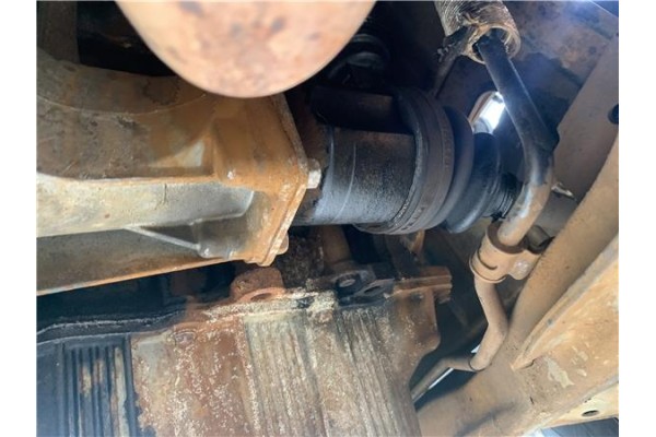 Recambio de palier delantero derecho para kia sportage (km) 2.0 crdi referencia OEM IAM 495001F800  