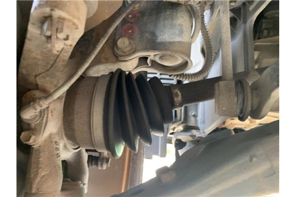 Recambio de palier delantero izquierdo para kia sportage (km) 2.0 crdi referencia OEM IAM 495011F400  