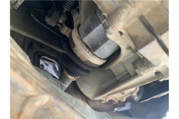 Recambio de palier delantero izquierdo para kia sportage (km) 2.0 crdi referencia OEM IAM 495011F400  