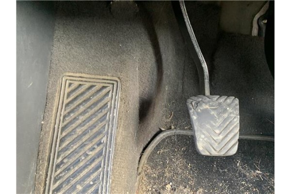 Recambio de pedal embrague para kia sportage (km) 2.0 crdi referencia OEM IAM 328021F355  