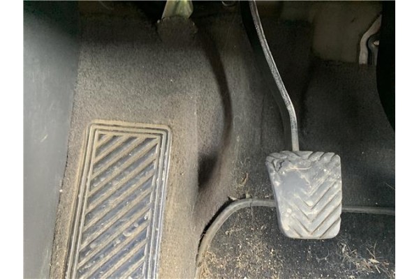 Recambio de pedal embrague para kia sportage (km) 2.0 crdi referencia OEM IAM 328021F355  