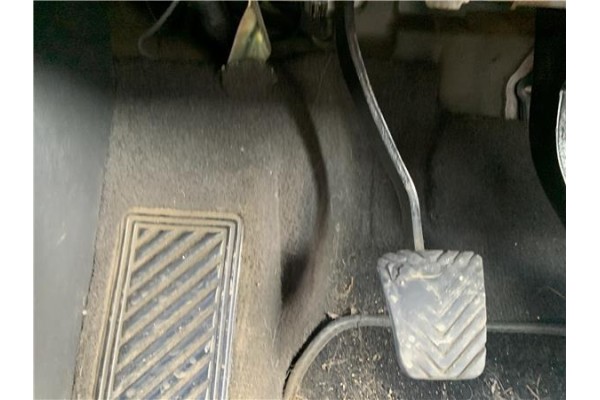 Recambio de pedal embrague para kia sportage (km) 2.0 crdi referencia OEM IAM 328021F355  