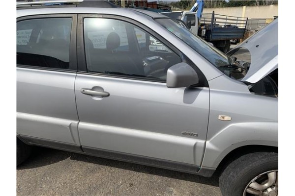 Recambio de puerta delantero derecha para kia sportage (km) 2.0 crdi referencia OEM IAM 760041F050  