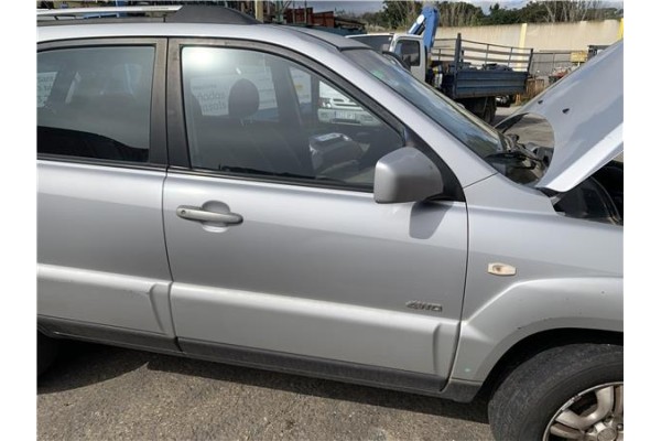 Recambio de puerta delantero derecha para kia sportage (km) 2.0 crdi referencia OEM IAM 760041F050  