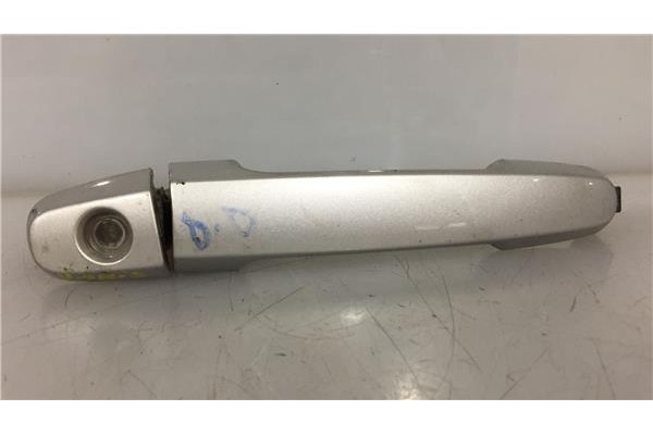 Recambio de maneta exterior delantero derecha para toyota yaris (ksp9/scp9/nlp9) 1.4 d-4d referencia OEM IAM 692110D901  