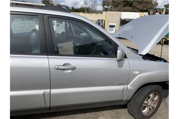Recambio de puerta delantero derecha para kia sportage (km) 2.0 crdi referencia OEM IAM 760041F050  