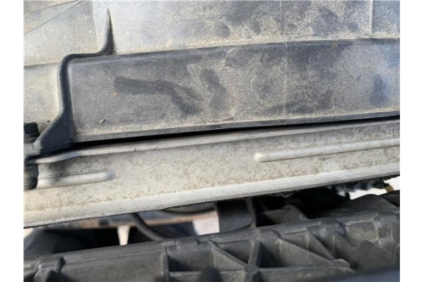 Recambio de radiador para kia sportage (km) 2.0 crdi referencia OEM IAM 253102E500  