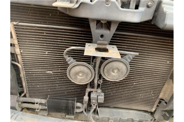 Recambio de radiador aire acondicionado para kia sportage (km) 2.0 crdi referencia OEM IAM 976062E000  