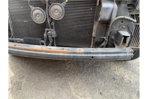 Recambio de refuerzo paragolpes para kia sportage (km) 2.0 crdi referencia OEM IAM 865301F000  