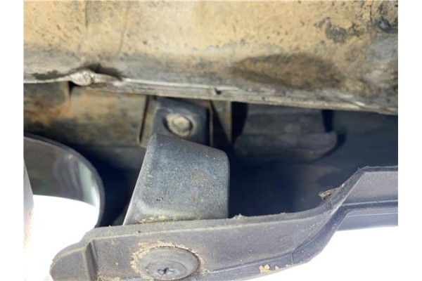 Recambio de refuerzo paragolpes trasero para kia sportage (km) 2.0 crdi referencia OEM IAM 866301F000  