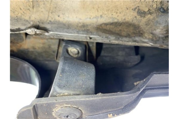 Recambio de refuerzo paragolpes trasero para kia sportage (km) 2.0 crdi referencia OEM IAM 866301F000  