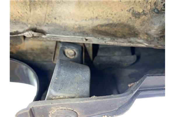 Recambio de refuerzo paragolpes trasero para kia sportage (km) 2.0 crdi referencia OEM IAM 866301F000  