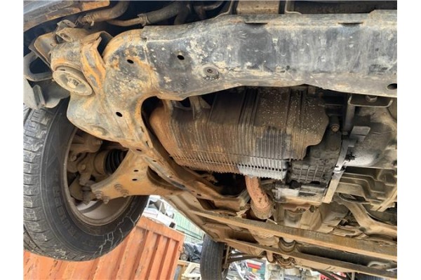 Recambio de subchasis para kia sportage (km) 2.0 crdi referencia OEM IAM 624051F000  