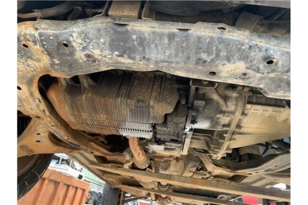 Recambio de subchasis para kia sportage (km) 2.0 crdi referencia OEM IAM 624051F000  