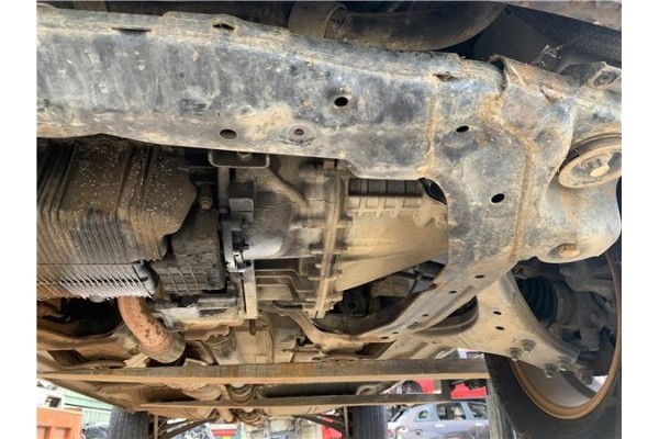 Recambio de subchasis para kia sportage (km) 2.0 crdi referencia OEM IAM 624051F000  