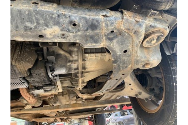 Recambio de subchasis para kia sportage (km) 2.0 crdi referencia OEM IAM 624051F000  