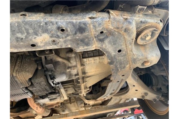 Recambio de subchasis para kia sportage (km) 2.0 crdi referencia OEM IAM 624051F000  