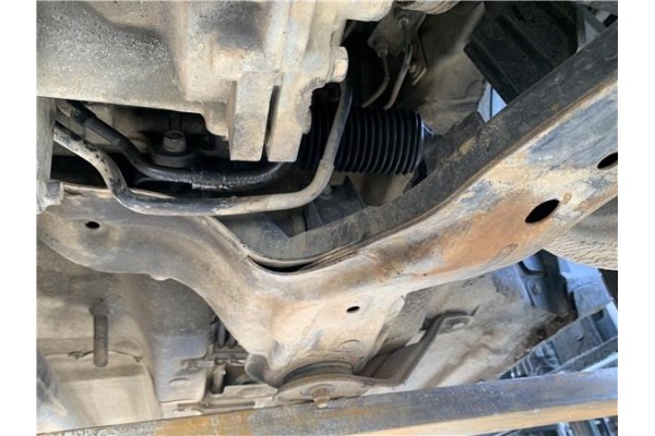 Recambio de subchasis para kia sportage (km) 2.0 crdi referencia OEM IAM 624051F000  