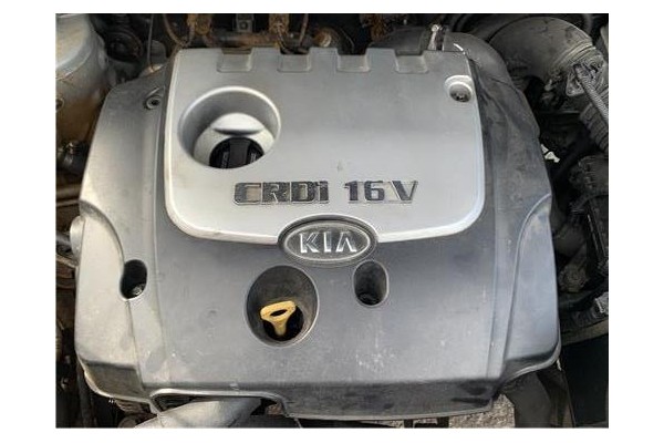 Recambio de tapa motor para kia sportage (km) 2.0 crdi referencia OEM IAM 2924027300  