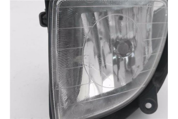 Recambio de faro antiniebla izquierdo para kia sportage (km) 2.0 crdi referencia OEM IAM 922011F0  