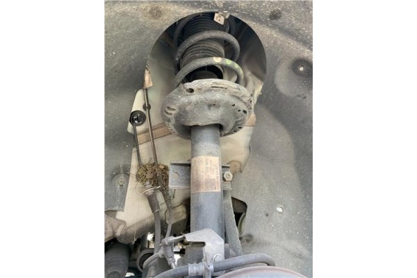 Recambio de amortiguador delantero derecho para seat ibiza (kj1) 1.0 fr referencia OEM IAM 824903016573 2Q0413031AJ 
