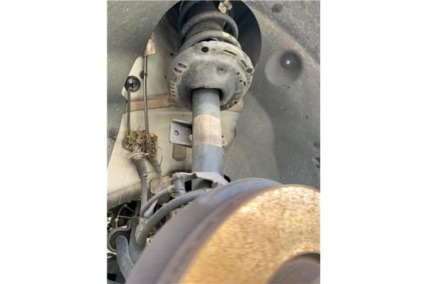 Recambio de amortiguador delantero derecho para seat ibiza (kj1) 1.0 fr referencia OEM IAM 824903016573 2Q0413031AJ 