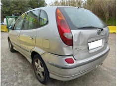 nissan almera tino (v10m) del año 2002