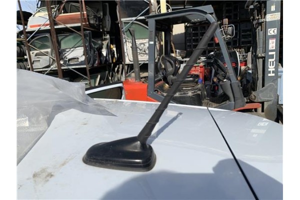 Recambio de antena electrica para seat ibiza (kj1) 1.0 fr referencia OEM IAM 6C0035501Q 6C0035849M 