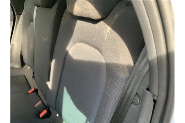 Recambio de asientos traseros para seat ibiza (kj1) 1.0 fr referencia OEM IAM 6F0885375C  
