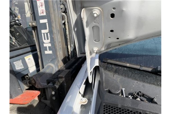 Recambio de bisagra capo derecha para seat ibiza (kj1) 1.0 fr referencia OEM IAM 6F0823302A  