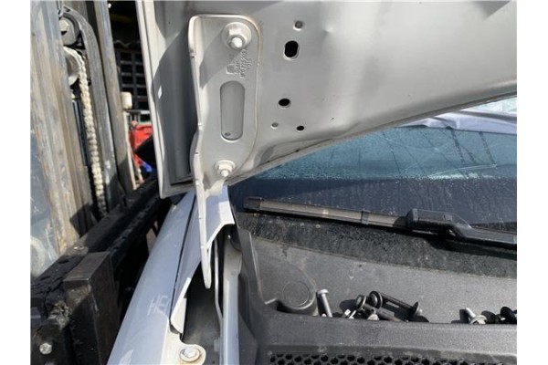 Recambio de bisagra capo derecha para seat ibiza (kj1) 1.0 fr referencia OEM IAM 6F0823302A  