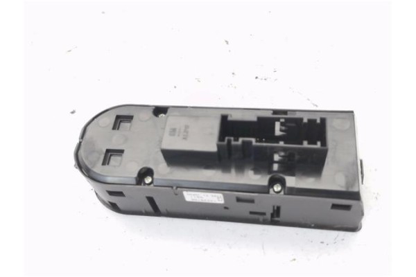 Recambio de mando elevalunas delantero izquierdo para opel astra h gtc 1.6 referencia OEM IAM 13228706  