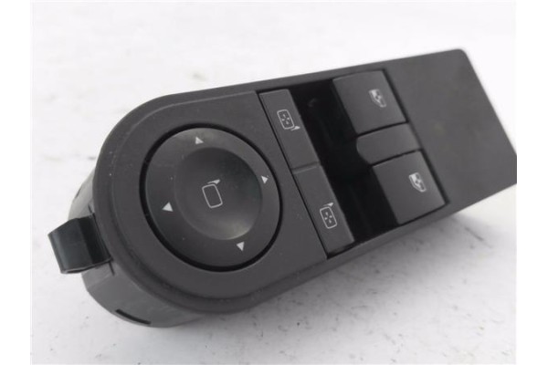 Recambio de mando elevalunas delantero izquierdo para opel astra h gtc 1.6 referencia OEM IAM 13228706  