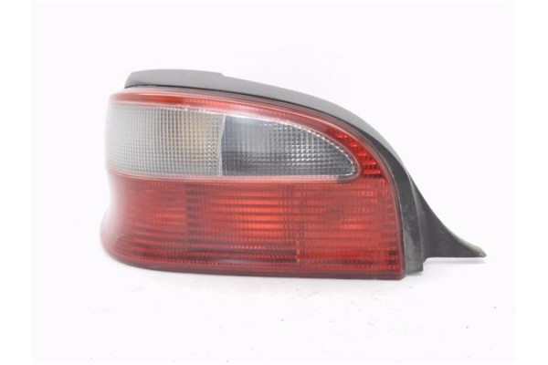 Recambio de piloto trasero izquierdo para citroen saxo 1.4 sx referencia OEM IAM 6350L8 E29027 