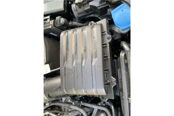 Recambio de carcasa filtro aire para seat ibiza (kj1) 1.0 fr referencia OEM IAM 5Q0129607BD  