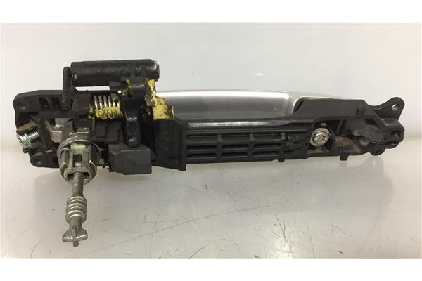 Recambio de maneta exterior delantero izquierda para toyota yaris (ksp9/scp9/nlp9) 1.4 d-4d referencia OEM IAM 692110D901  