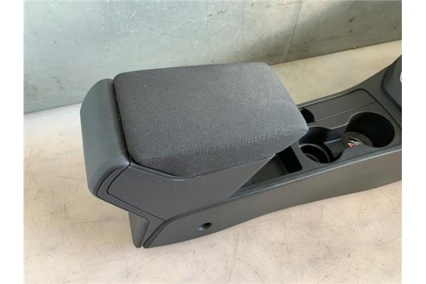 Recambio de consola para seat ibiza (kj1) 1.0 fr referencia OEM IAM 6F1863243C 6F0864207 