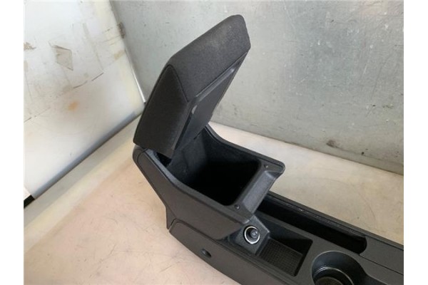 Recambio de consola para seat ibiza (kj1) 1.0 fr referencia OEM IAM 6F1863243C 6F0864207 