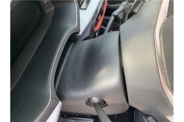 Recambio de embellecedor columna direccion para seat ibiza (kj1) 1.0 fr referencia OEM IAM 6F0858560A 6F0858559T82V 