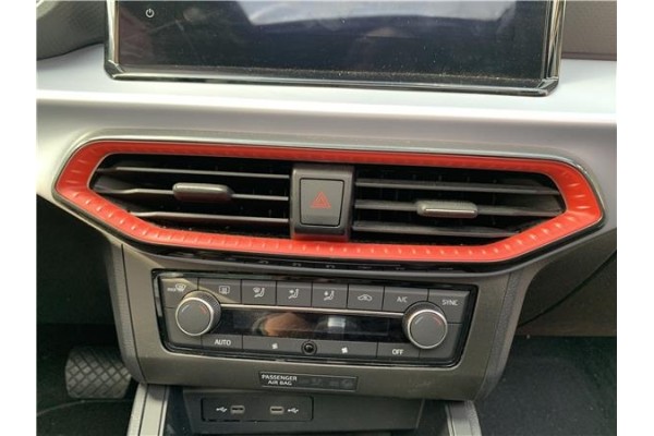 Recambio de interruptor luces emergencia para seat ibiza (kj1) 1.0 fr referencia OEM IAM 6F0953235  