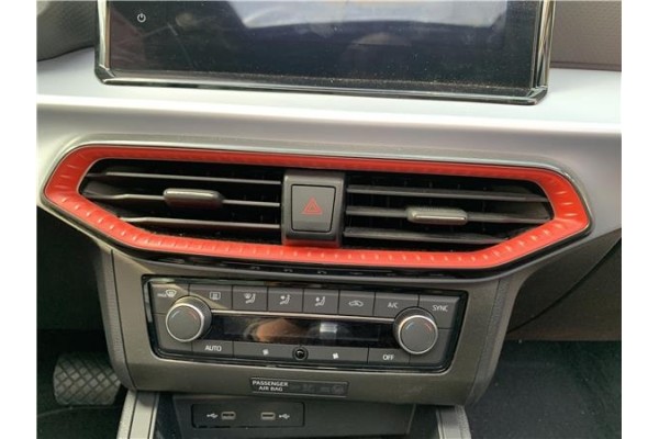 Recambio de interruptor luces emergencia para seat ibiza (kj1) 1.0 fr referencia OEM IAM 6F0953235  