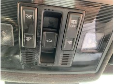 LUZ DELANTERO CENTRAL TECHO 2GA947105AF 