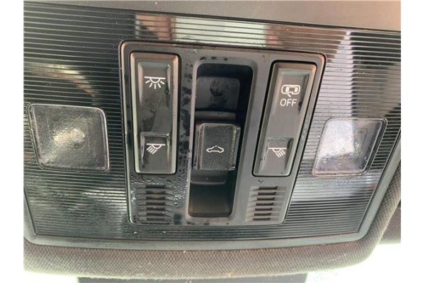 Recambio de luz delantero central techo para seat ibiza (kj1) 1.0 fr referencia OEM IAM 2GA947105AF  