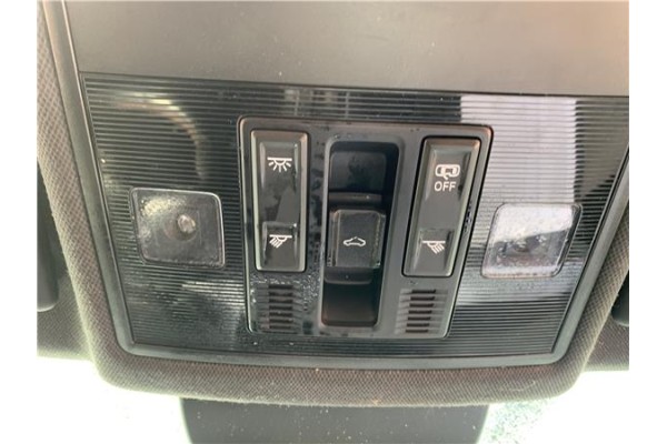 Recambio de luz delantero central techo para seat ibiza (kj1) 1.0 fr referencia OEM IAM 2GA947105AF  