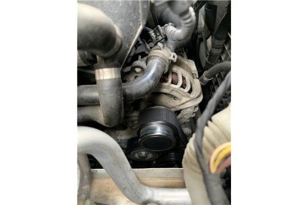 Recambio de alternador para volkswagen polo v (6c1) 1.4 advance bmt referencia OEM IAM 04B903023D  